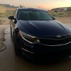 Meet your Posher, Cesar